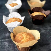 Lotus shape cupcake